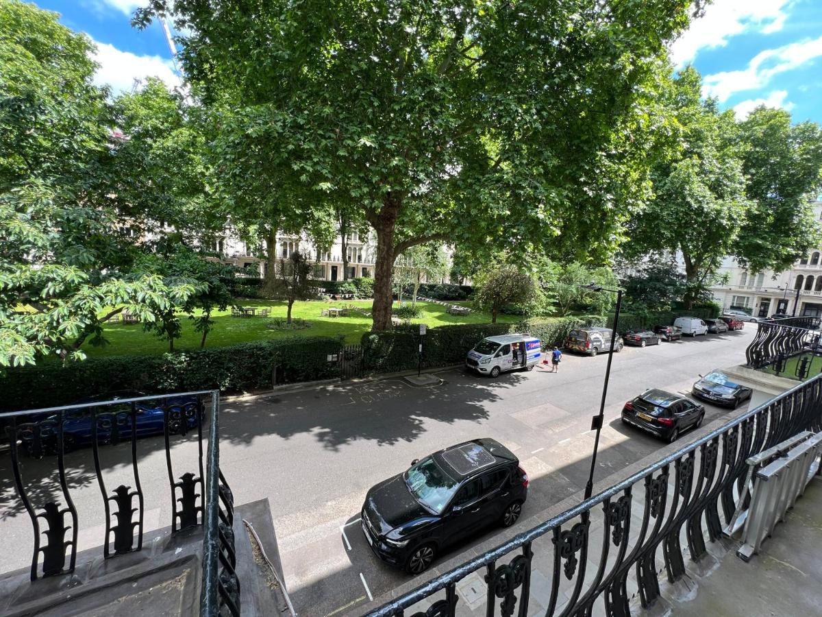 Hyde Park Studio Has Private Balcony With Tranquil Garden View London Exterior foto