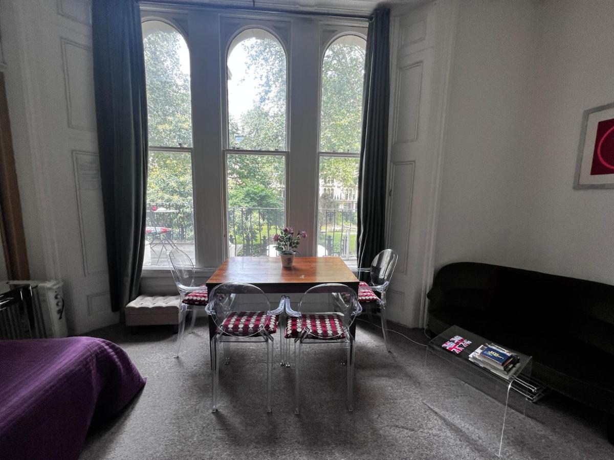 Hyde Park Studio Has Private Balcony With Tranquil Garden View London Exterior foto